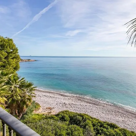 Leandro, First Line With Amazing Sea Views And Private Access To The Sea!