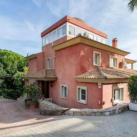 Leandro, First Line With Amazing Sea Views And Private Access To The Sea! *