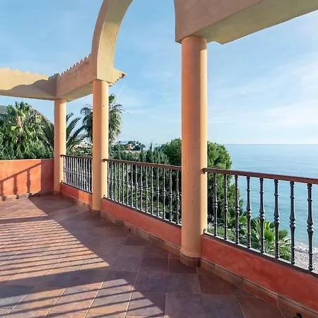 Leandro, First Line With Amazing Sea Views And Private Access To The Sea! * El Campello